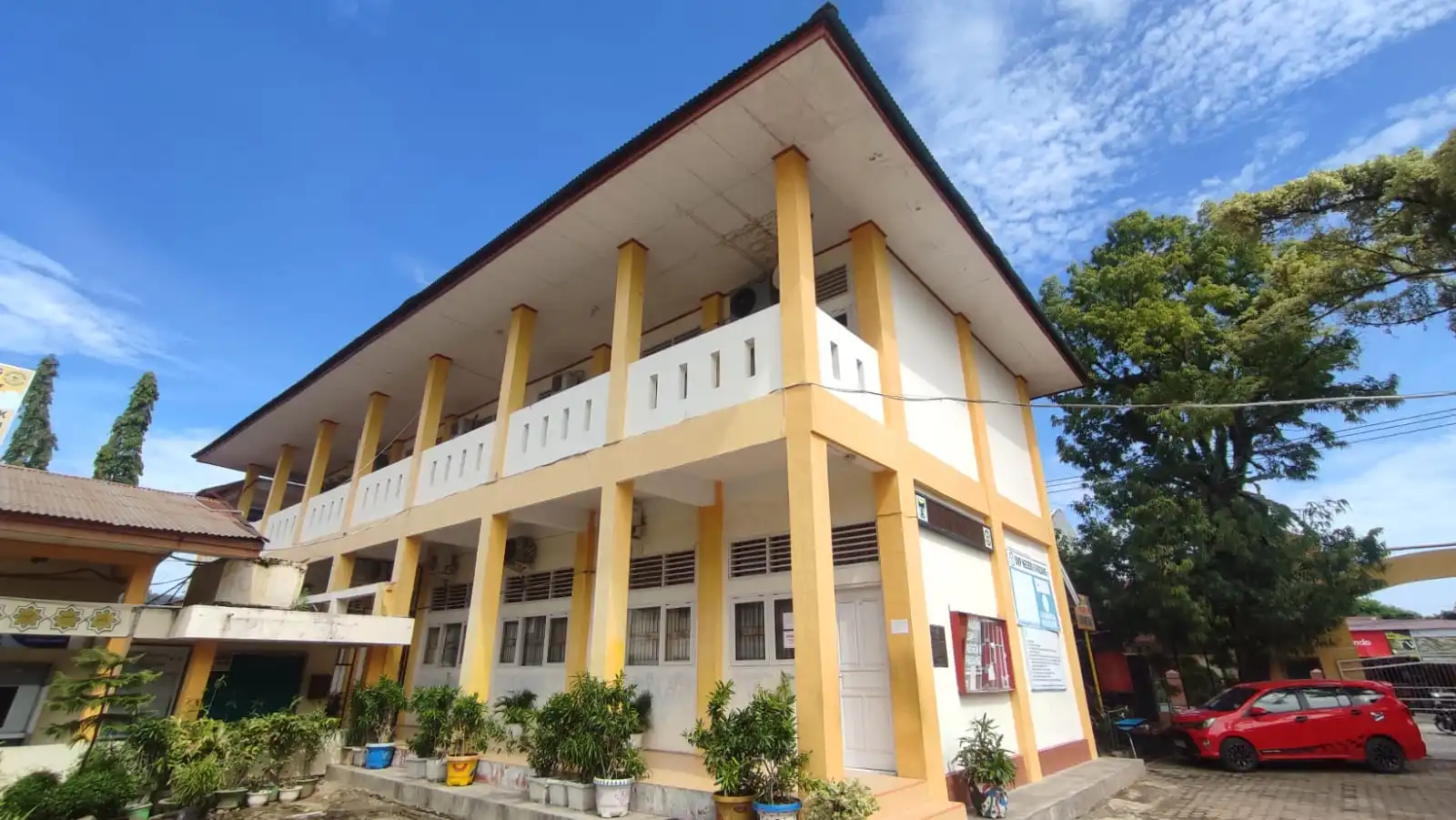Hero 4